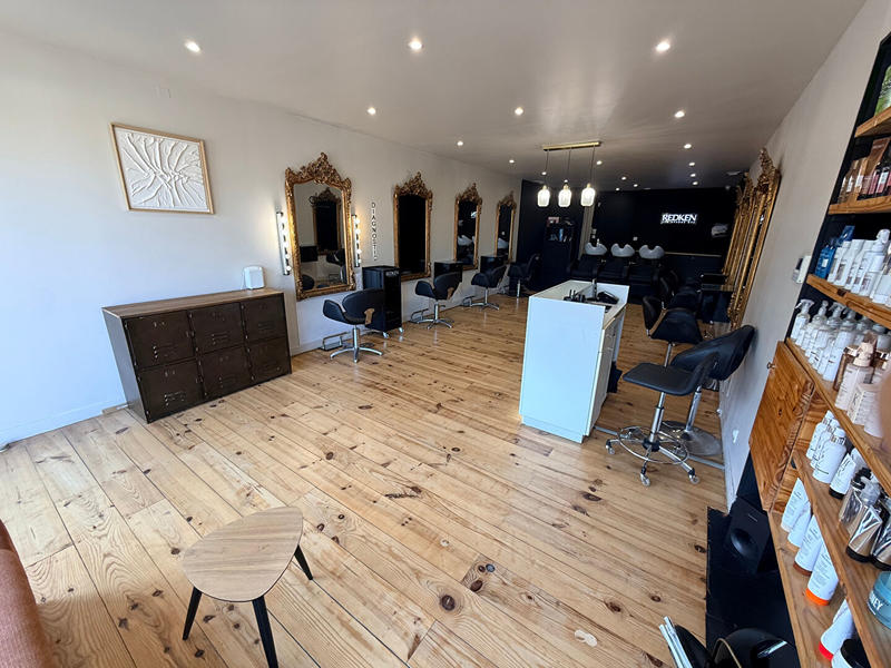 Magasins - 66 m² - 2 pièces