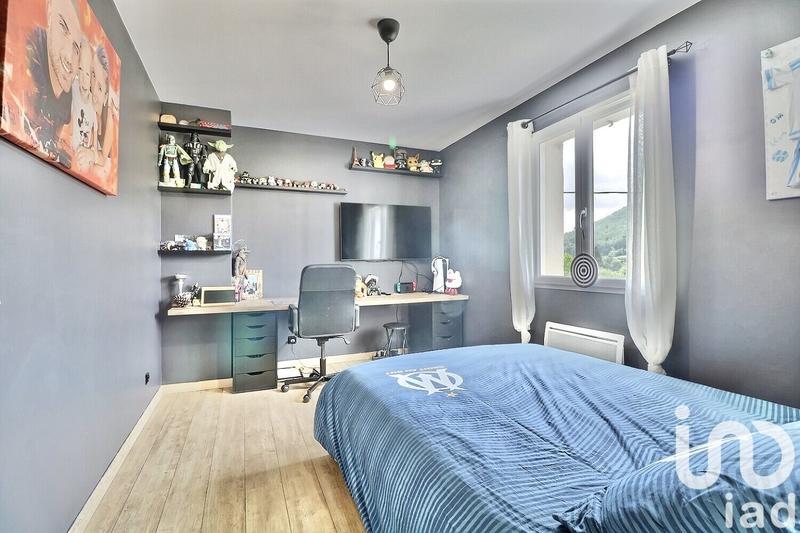 Maison - 101 m² - 4 pièces