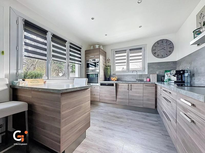 Maison - 120 m² - 5 pièces