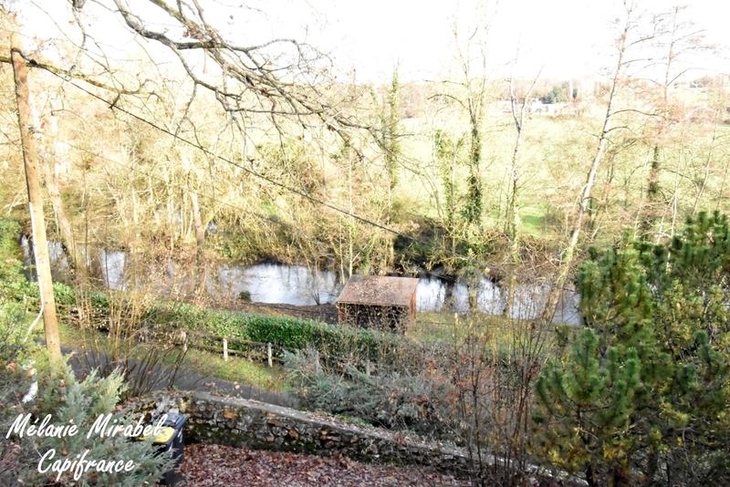 Maison - 186 m² - 10 pièces