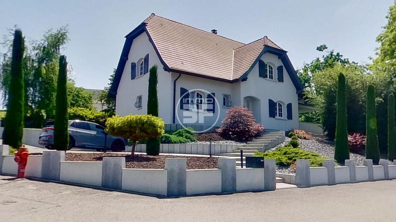 Maison - 142 m² - 6 pièces