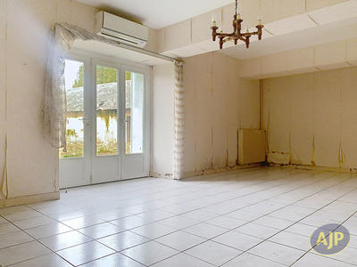 Maison - 120 m² - 4 pièces