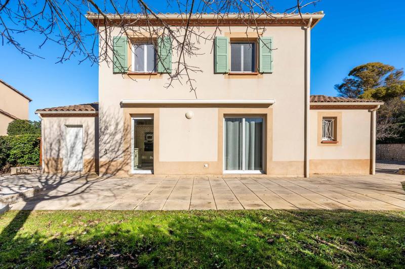 Villa - 110 m² - 5 pièces