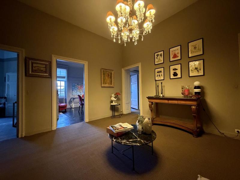 Appartement - 154 m² - 4 pièces