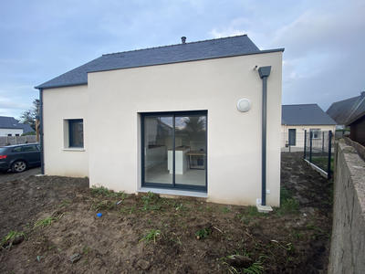 Maison - 82 m² - 4 pièces