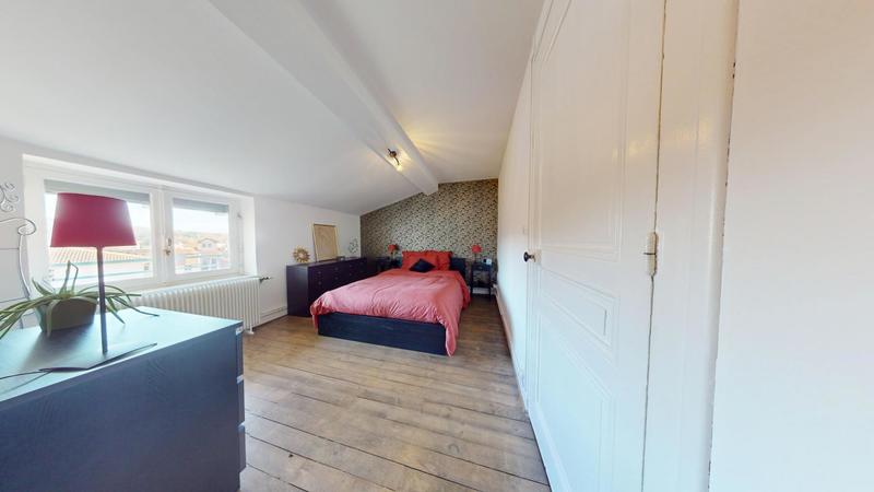 Appartement - 75 m² - 3 pièces