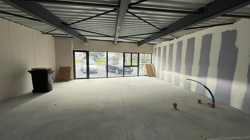 Local commercial - 82 m²