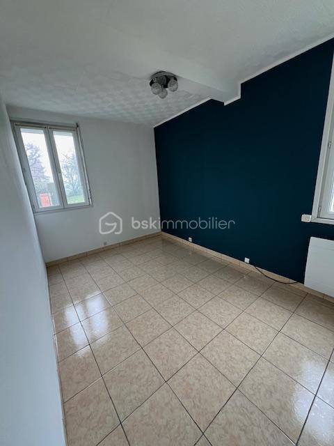 Propriété - 240 m² - 9 pièces