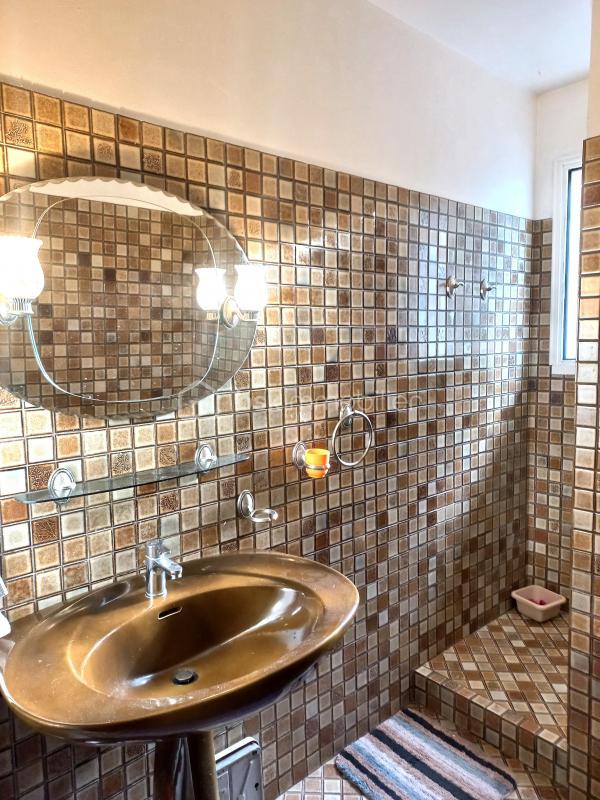 Maison traditionnelle - 135 m² - 7 pièces