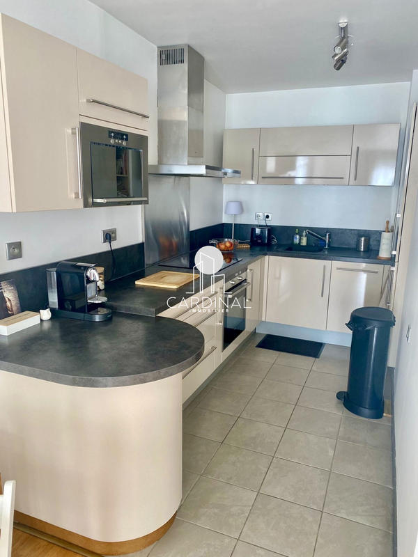 Appartement - 49 m² - 2 pièces