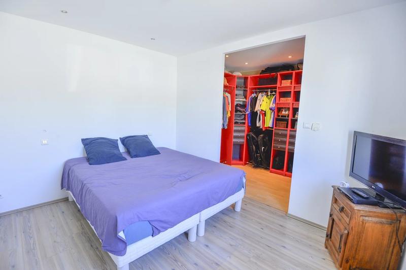 Maison - 159 m² - 6 pièces