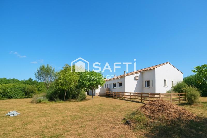 Maison - 245 m² - 7 pièces