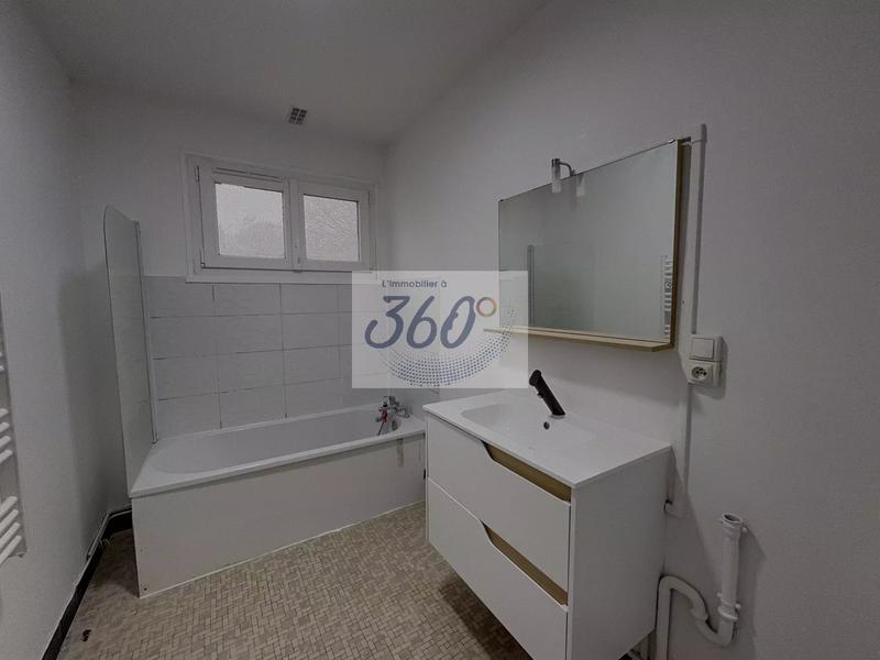 Appartement - 84 m² - 4 pièces