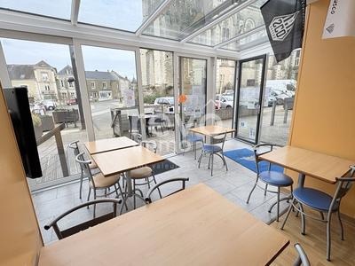 Immeuble mixte - 179 m²