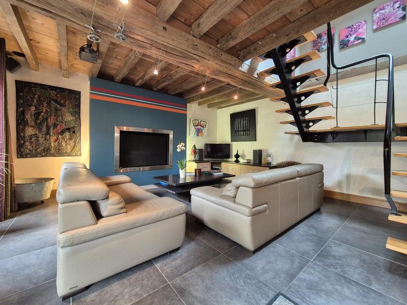 Maison ancienne - 530 m² - 11 pièces