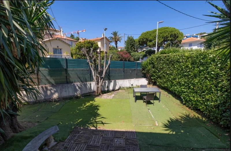 Maison de ville - 195 m² - 9 pièces