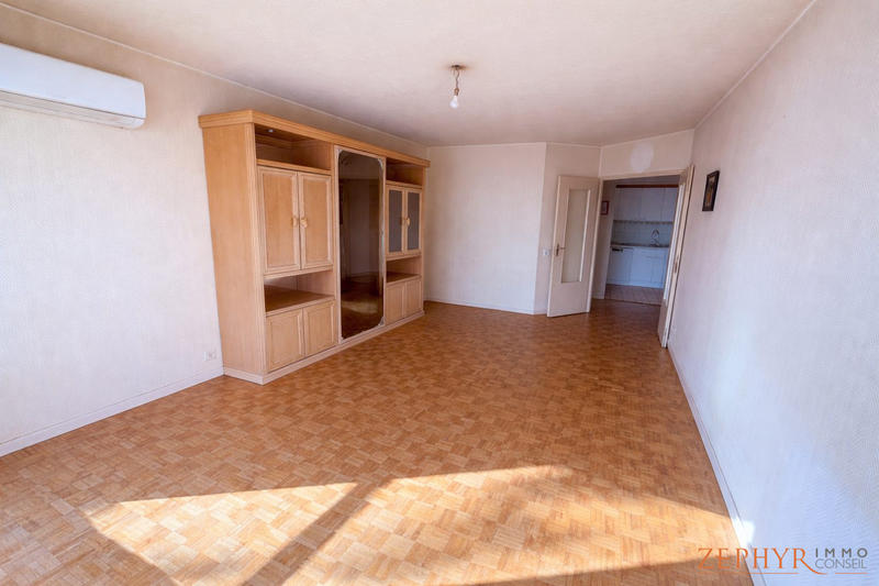 Appartement - 83 m² - 4 pièces