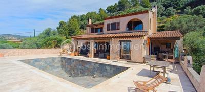 Villa - 276 m² - 11 pièces