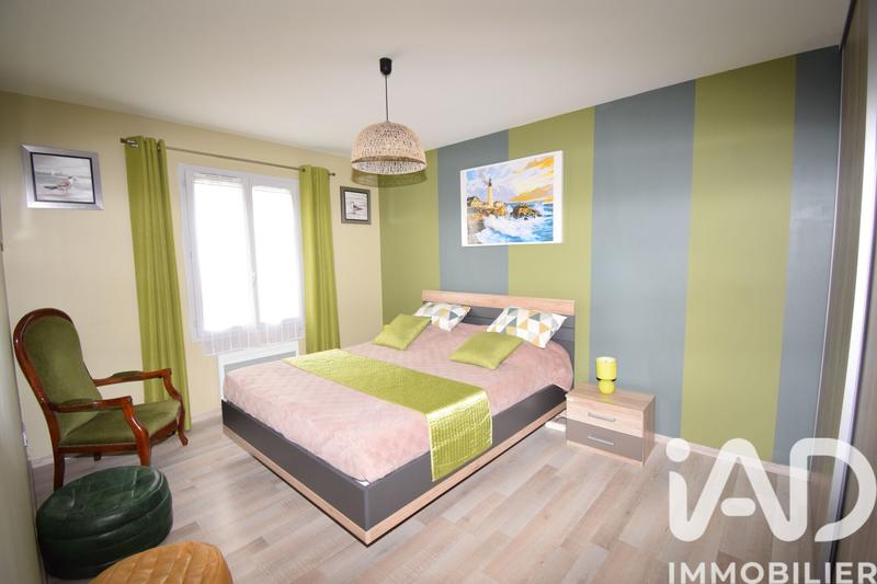 Maison - 141 m² - 8 pièces