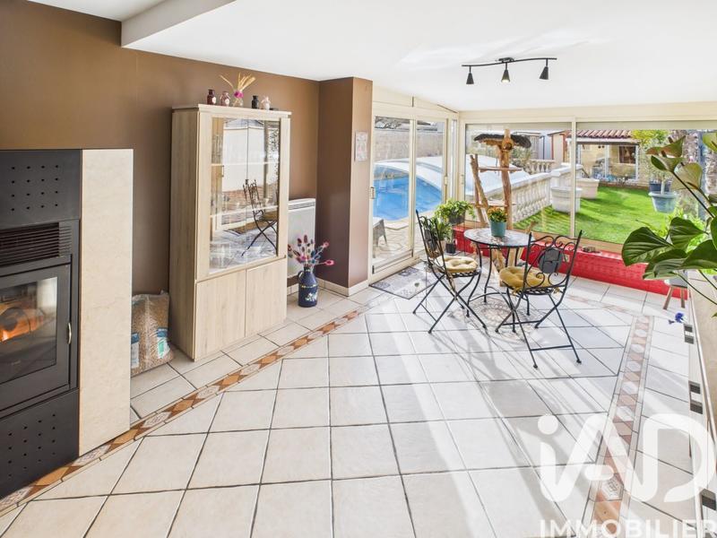 Maison - 104 m² - 5 pièces