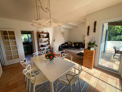 Maison - 150 m² - 5 pièces