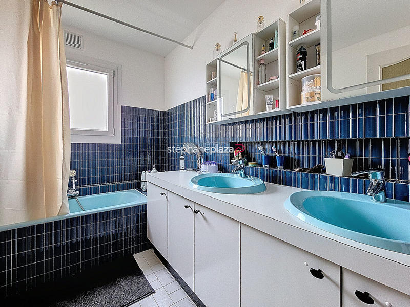 Maison - 160 m² - 7 pièces