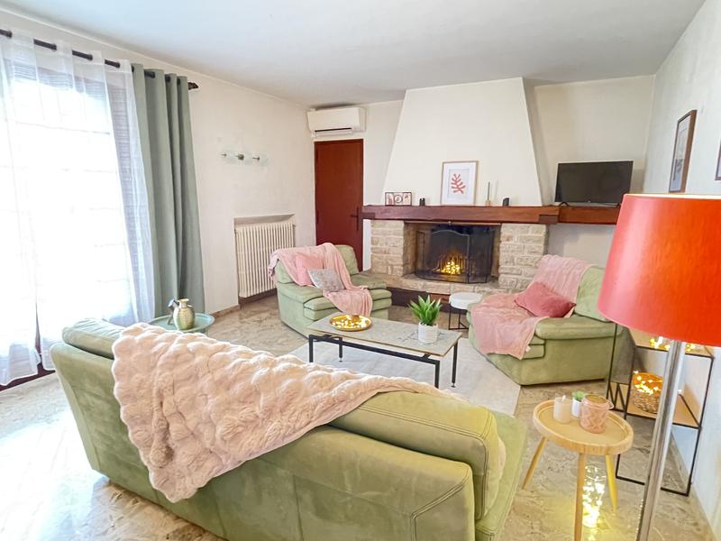 Maison - 205 m² - 7 pièces