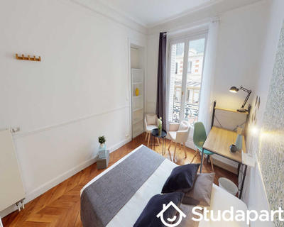 Chambre - 100 m² - 1 pièce