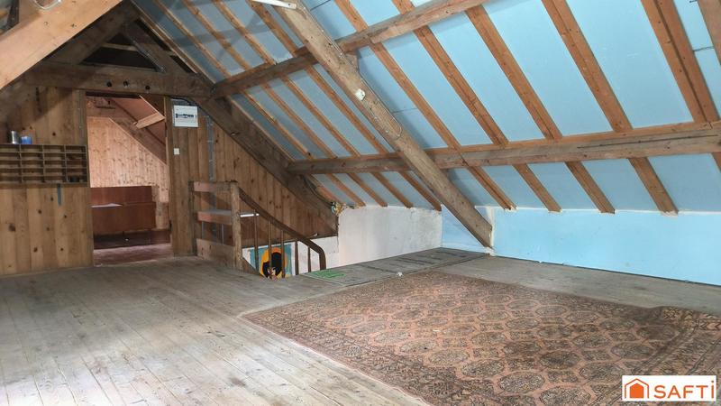 Maison - 96 m² - 4 pièces