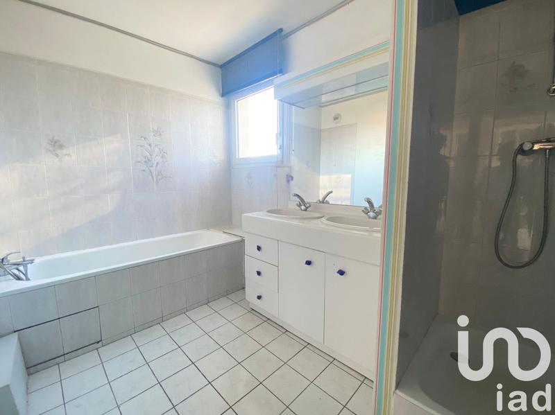 Appartement - 85 m² - 3 pièces