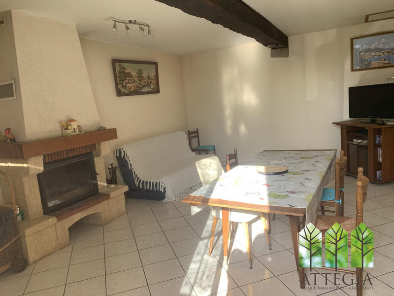 Maison - 85 m² - 7 pièces