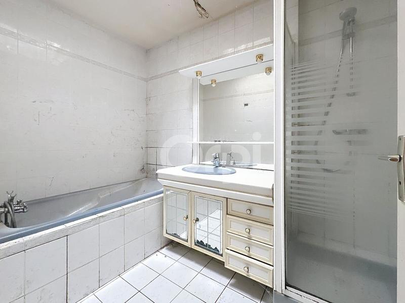 Maison - 83 m² - 3 pièces