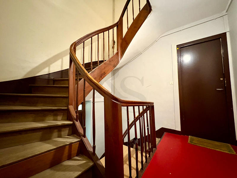 Immeuble - 6 pièces