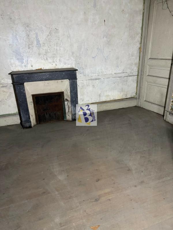 Maison de ville - 377 m²