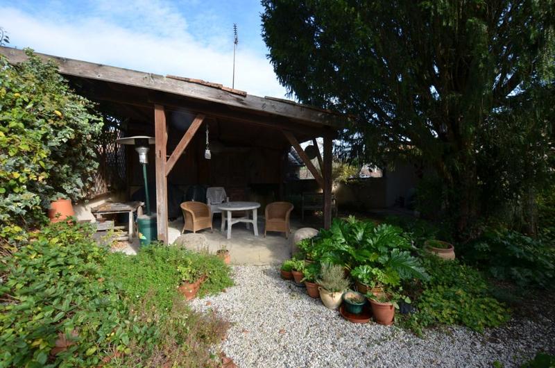 Maison - 210 m² - 7 pièces