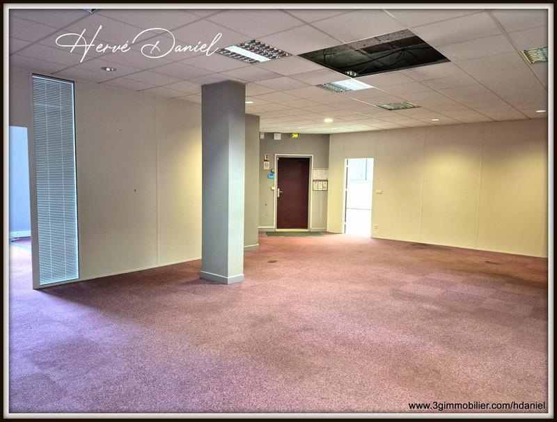 Bureau - 503 m² - 16 pièces