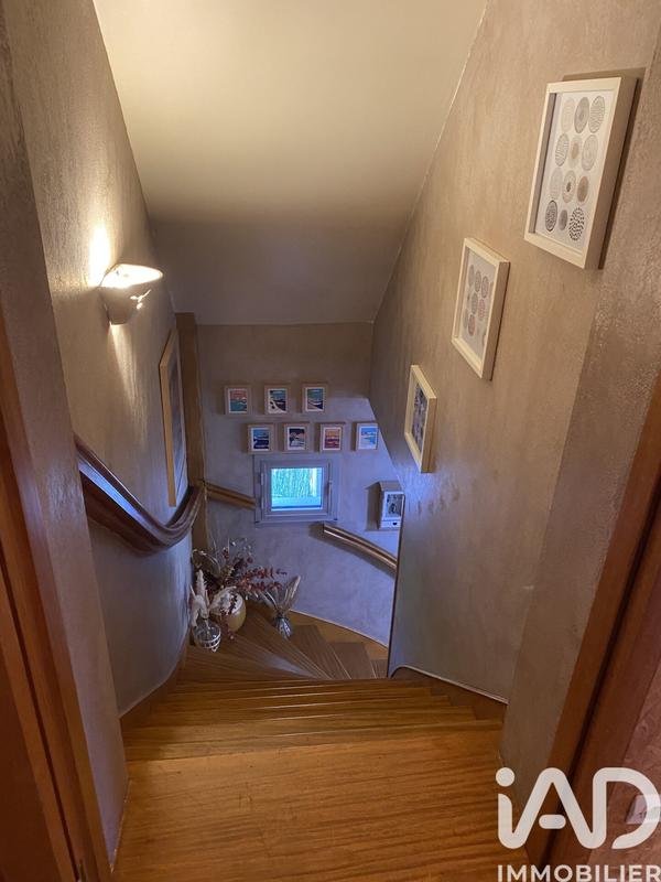 Maison - 166 m² - 9 pièces