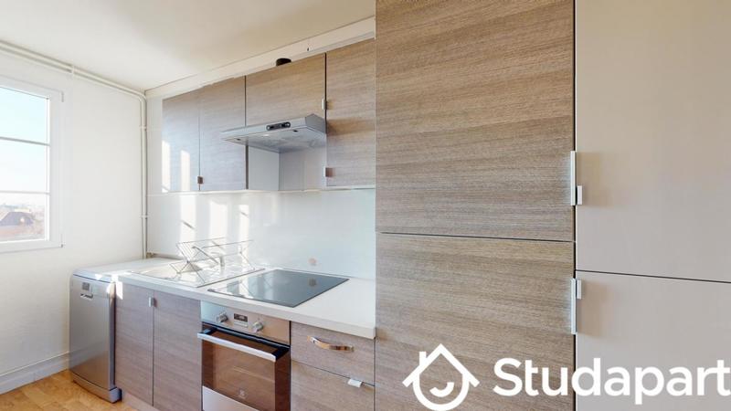 Chambre - 10 m² - 1 pièce