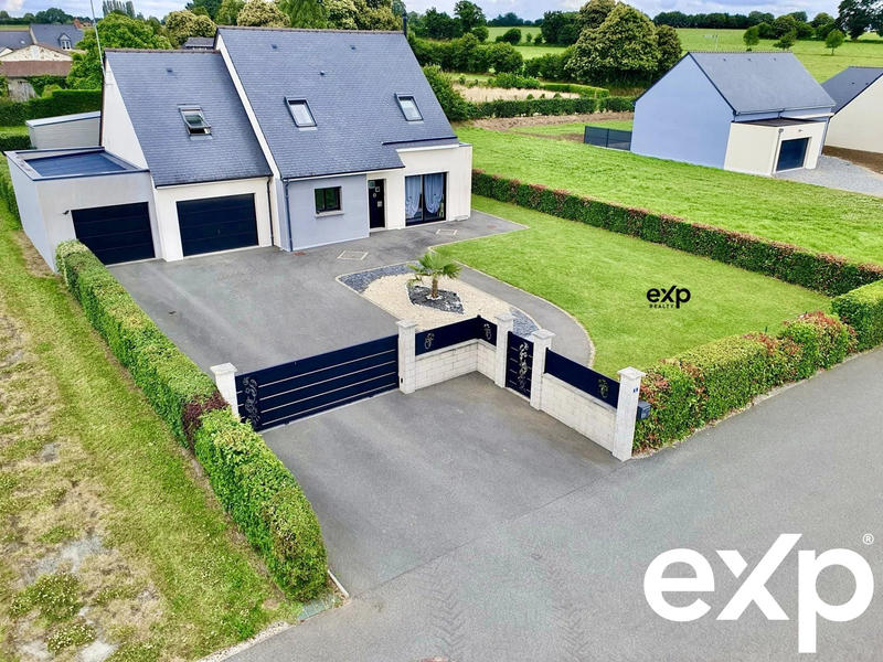 Maison traditionnelle - 124 m² - 7 pièces