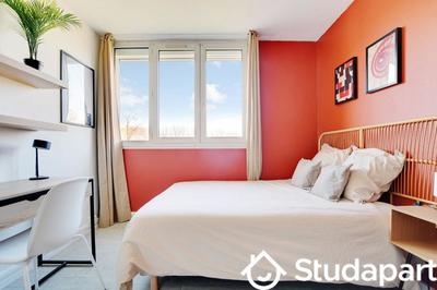 Chambre - 10 m² - 1 pièce