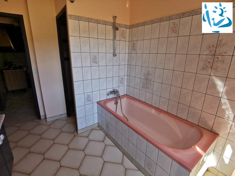 Maison - 139 m² - 6 pièces