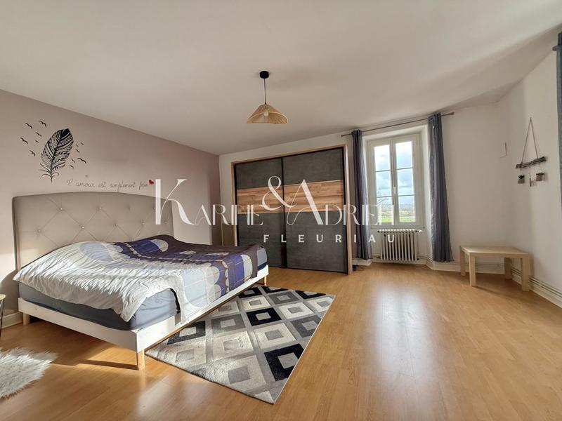 Maison - 140 m² - 6 pièces