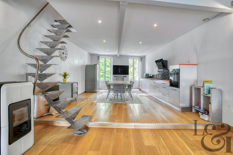 Maison - 135 m² - 4 pièces