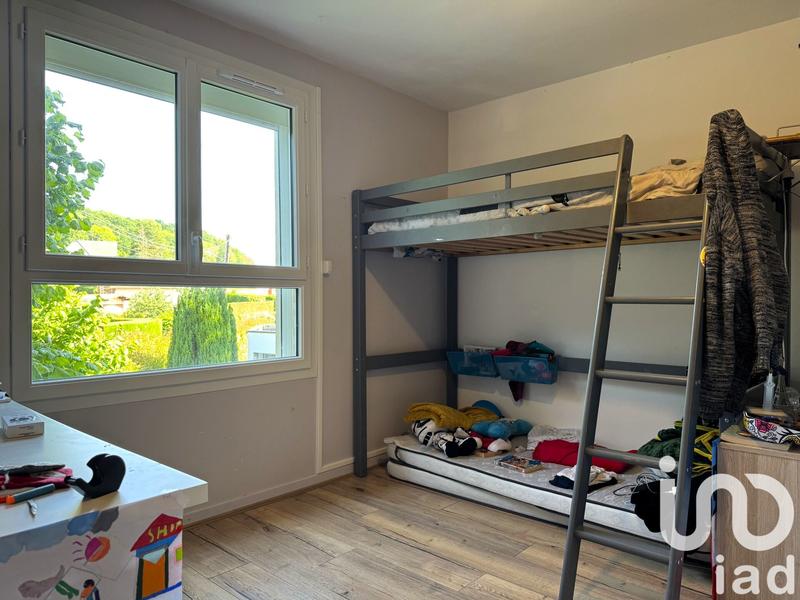 Maison - 180 m² - 8 pièces