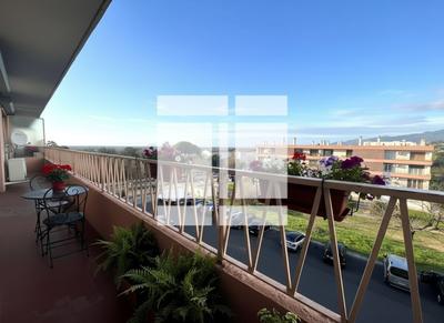 Appartement - 81 m² - 4 pièces