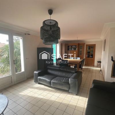 Maison - 90 m² - 4 pièces