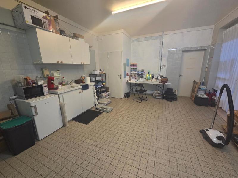 Local commercial - 61 m²