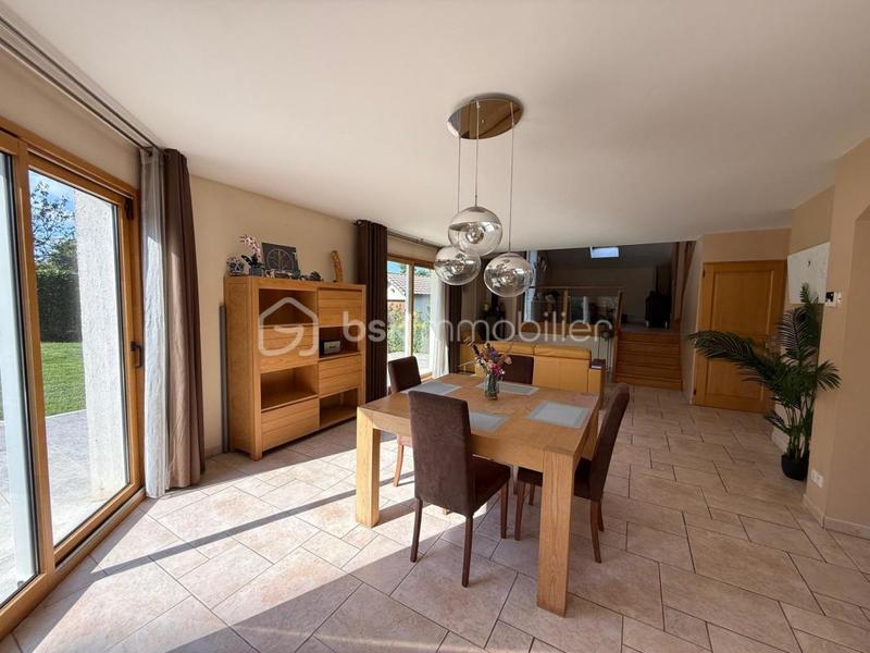 Maison - 156 m² - 5 pièces