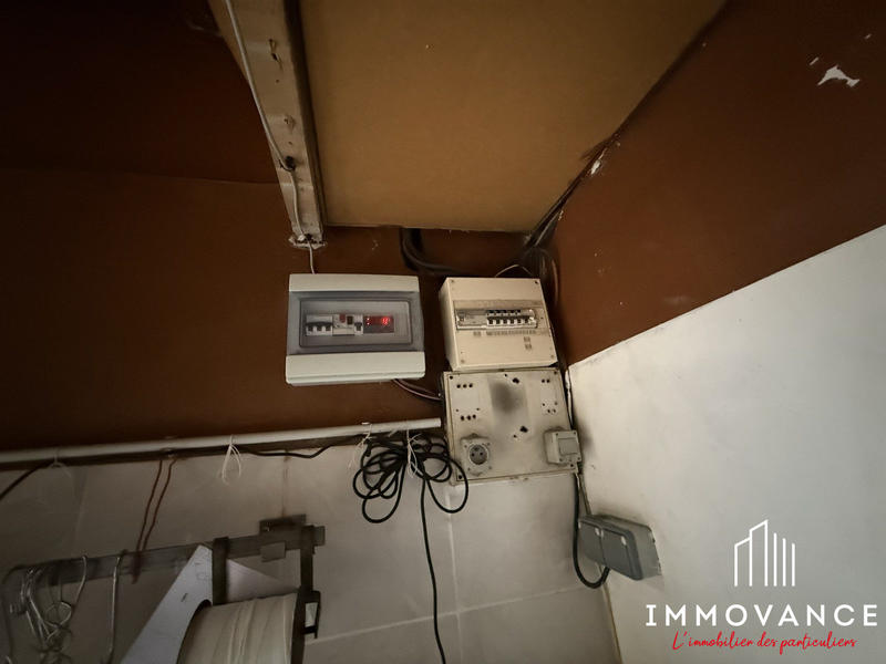 Local commercial - 15 m² - 1 pièce