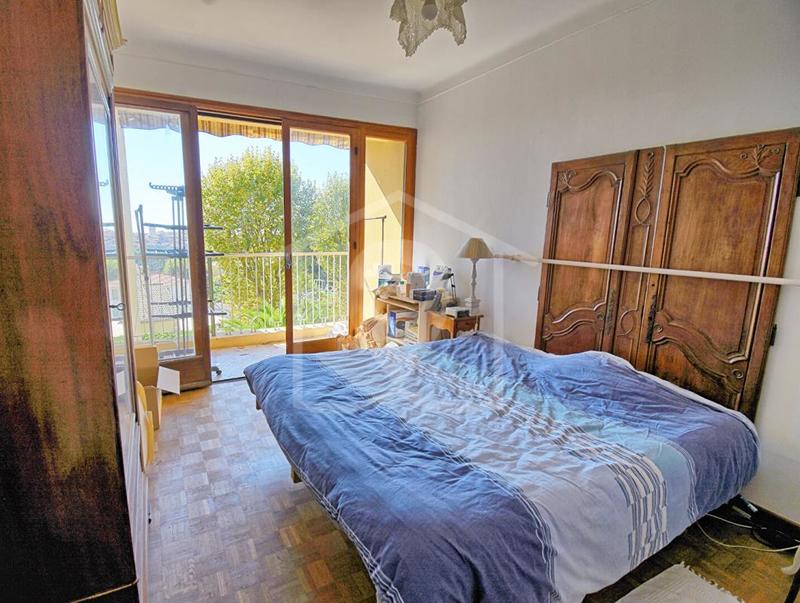 Appartement - 97 m² - 4 pièces